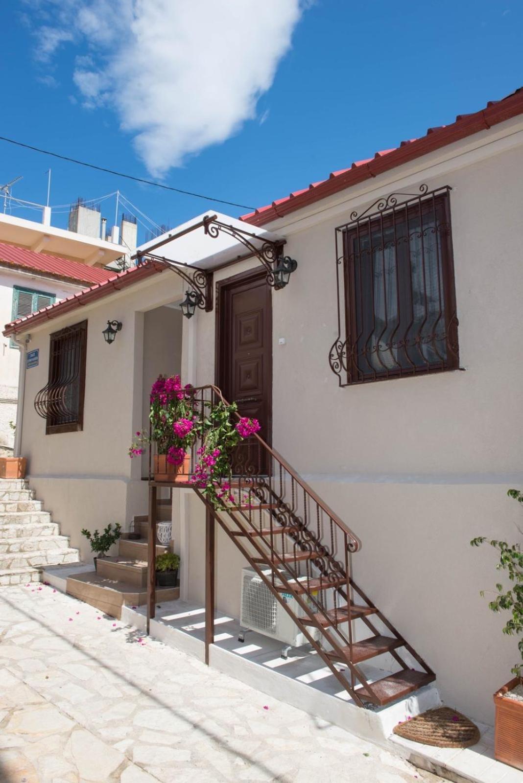 Katerina 1 Bedroom House ไซคิย์นธอสทาวน์ ภายนอก รูปภาพ